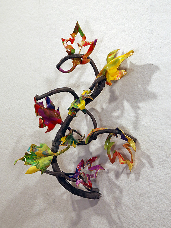Sally Pettus sculpture, Leaf Branch